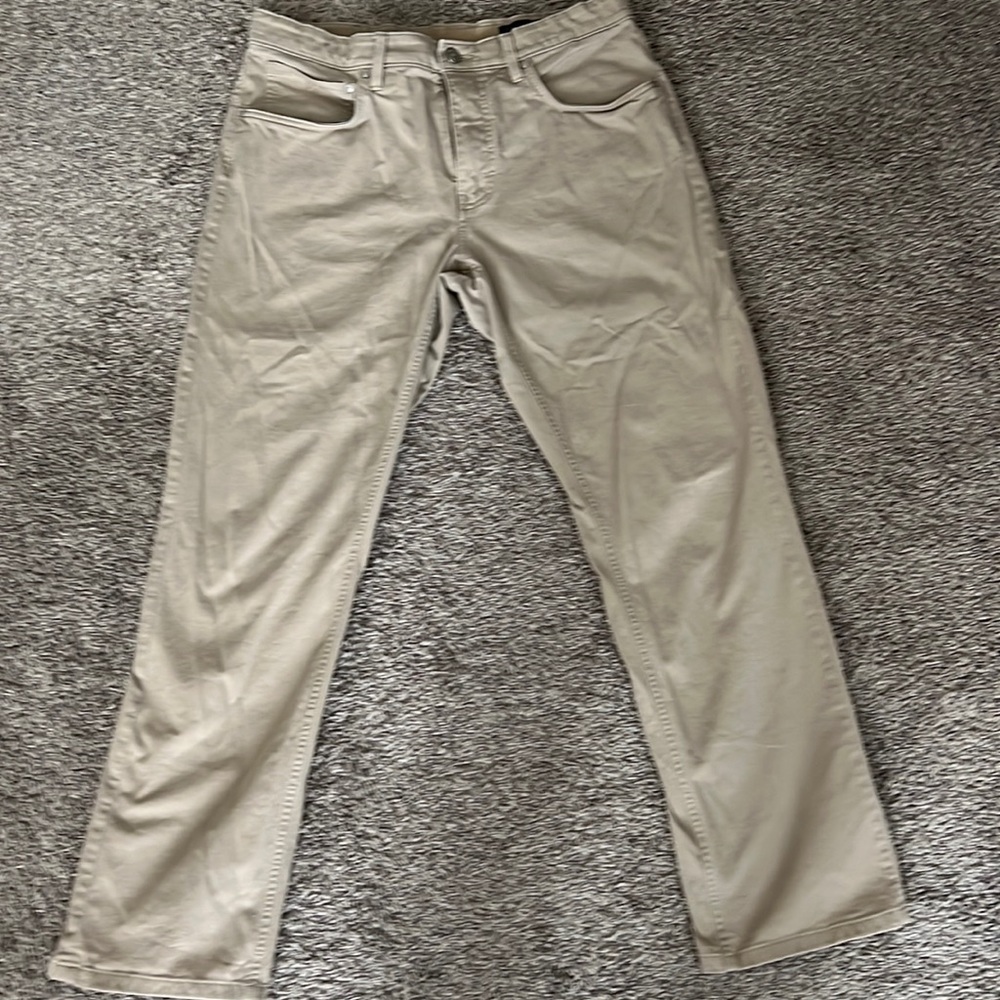 Men’s Khaki Pants 32x30